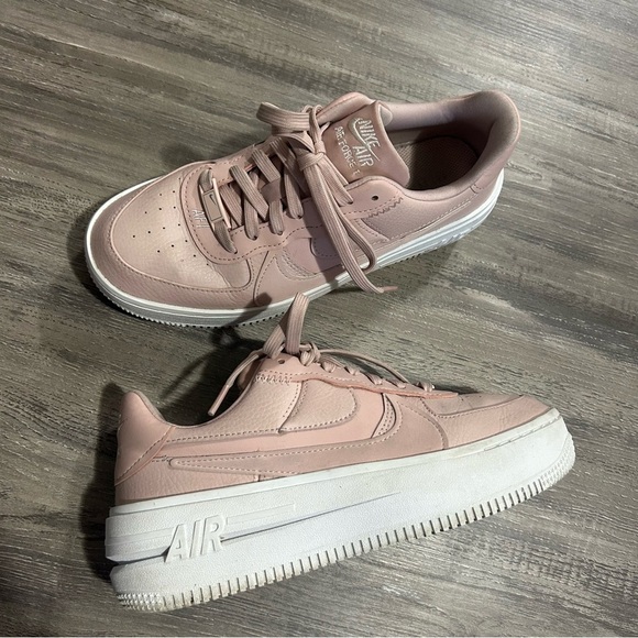 Nike Air Force A1 PLT.AF.ORM Blush Pink Platform Sneakers - Picture 4 of 9